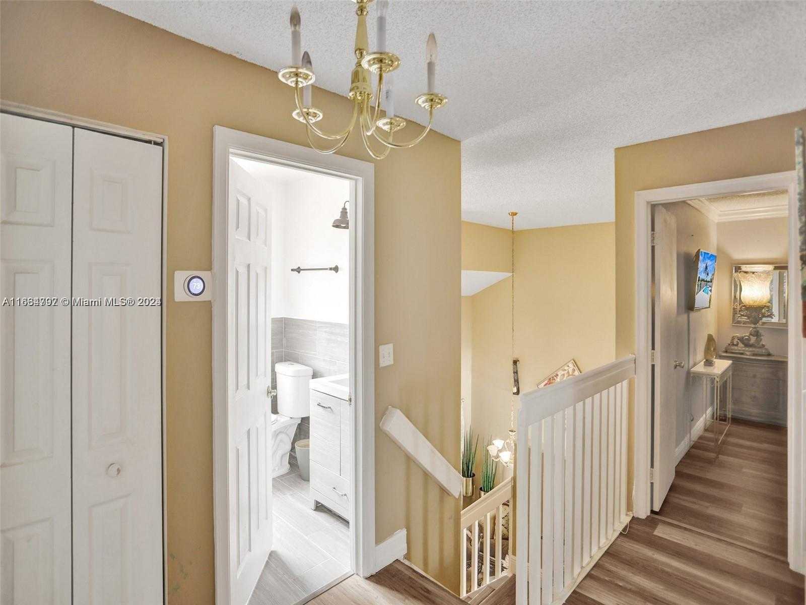 Small Image of 9801 SOUTH WEST 3RD ST, Pembroke Pines Number 11