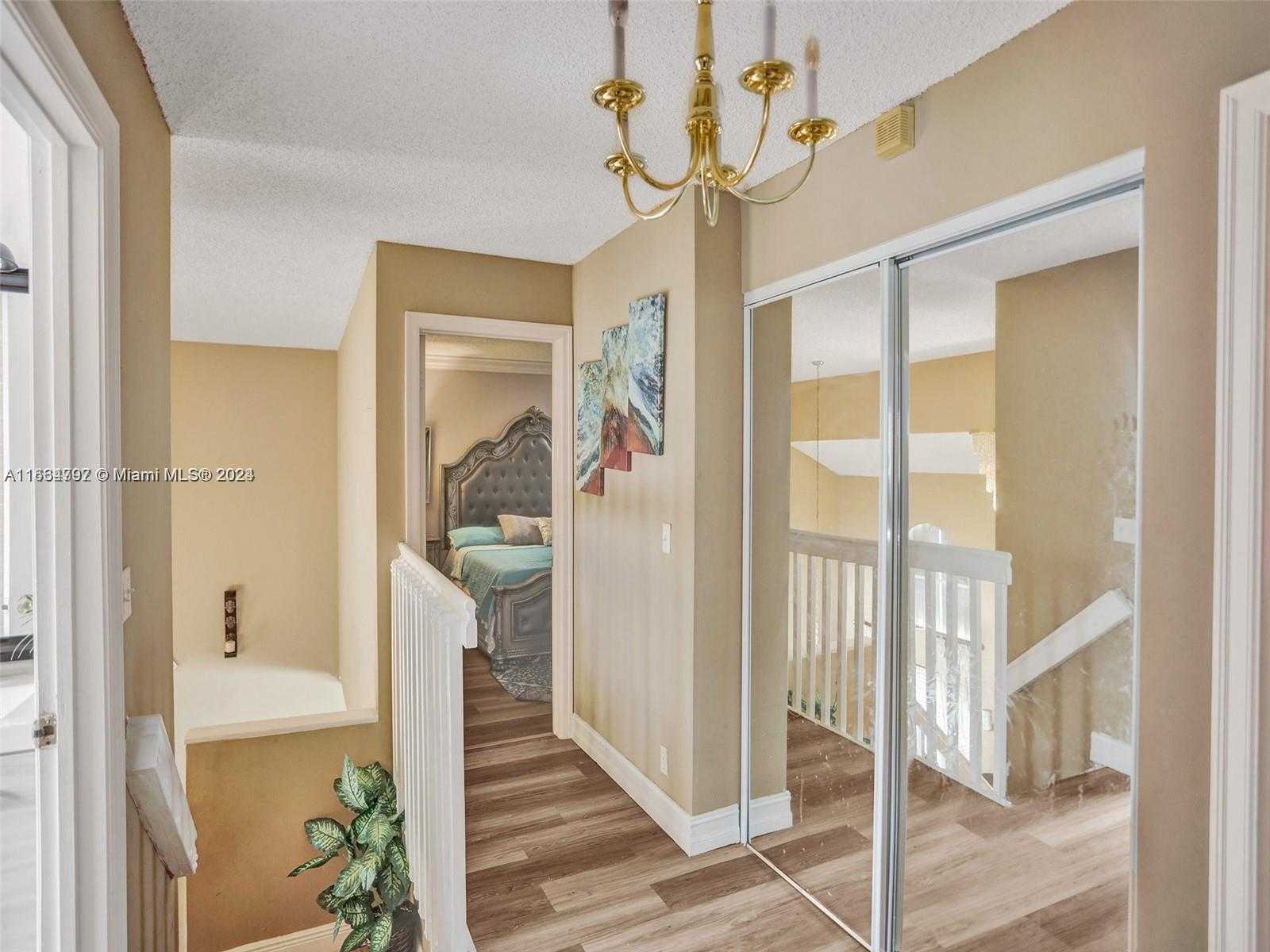Small Image of 9801 SOUTH WEST 3RD ST, Pembroke Pines Number 12