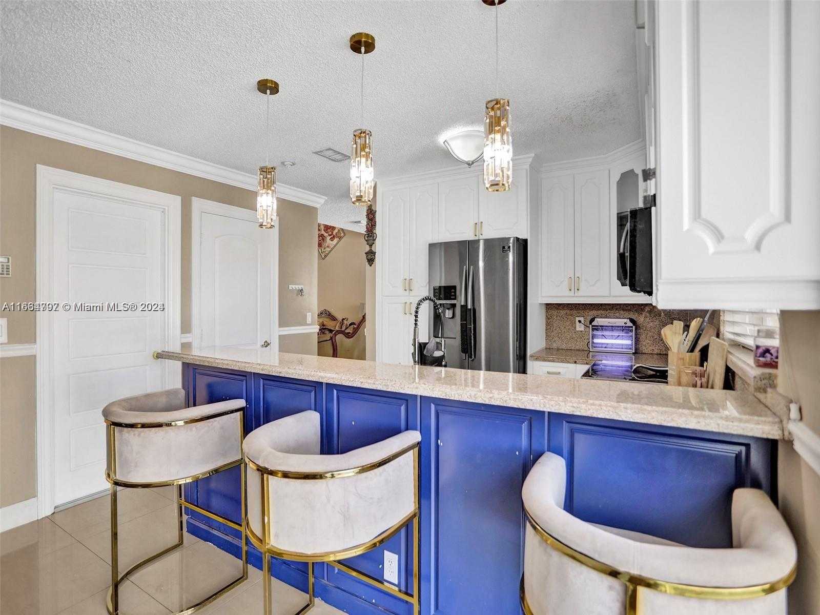 Small Image of 9801 SOUTH WEST 3RD ST, Pembroke Pines Number 26