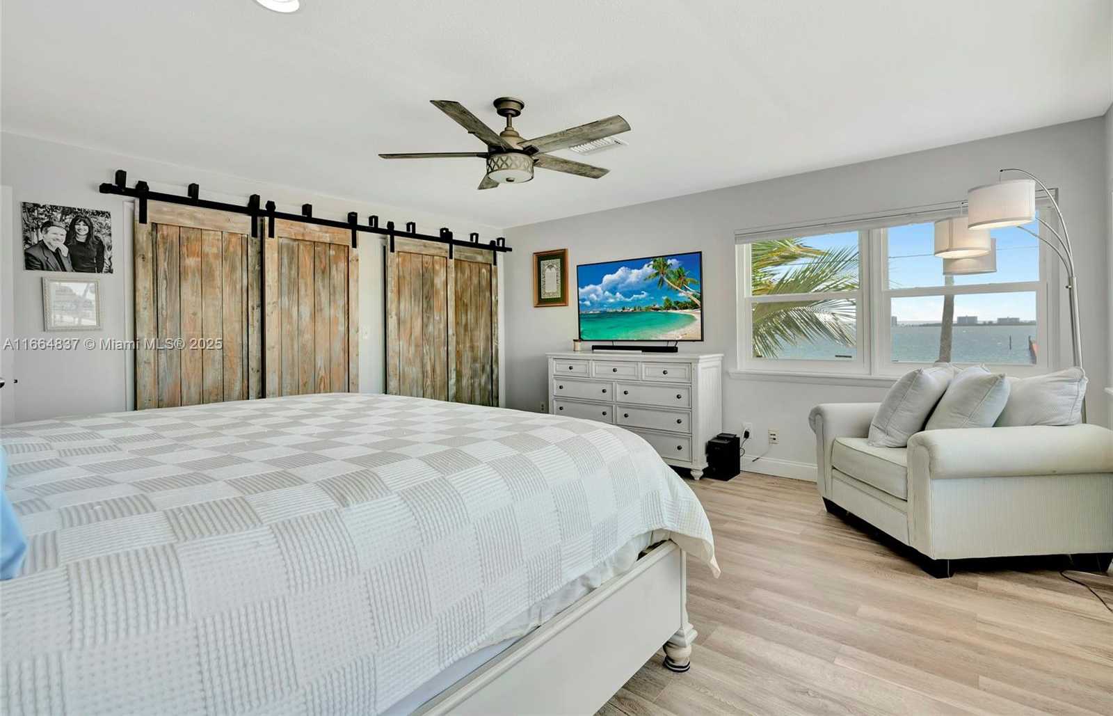 Small Image of 13549 SOUTH INDIAN RIVER DR, Jensen Beach Number 31