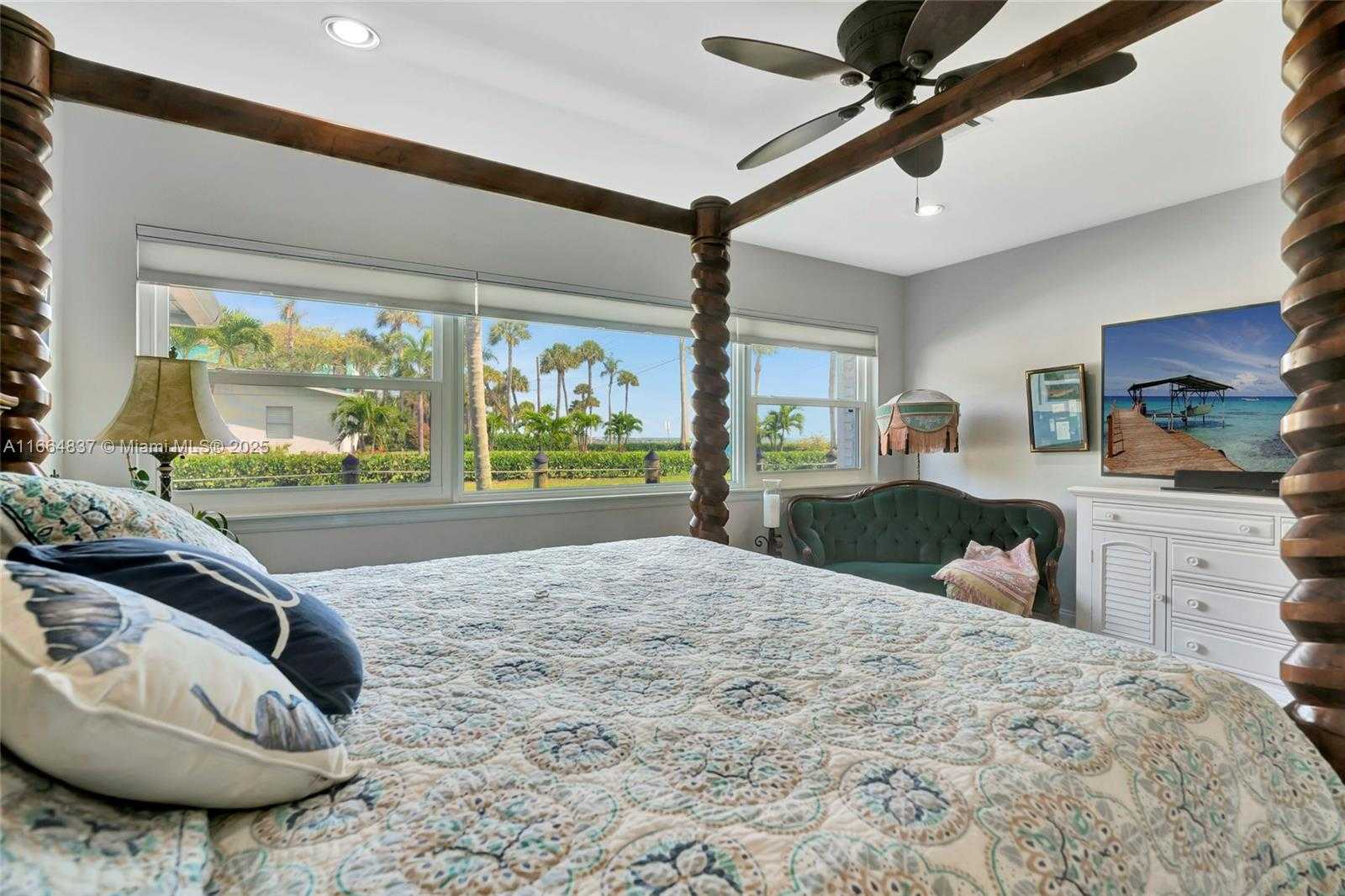 Small Image of 13549 SOUTH INDIAN RIVER DR, Jensen Beach Number 35