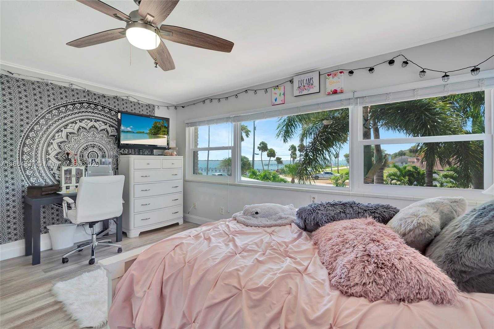 Small Image of 13549 SOUTH INDIAN RIVER DR, Jensen Beach Number 38