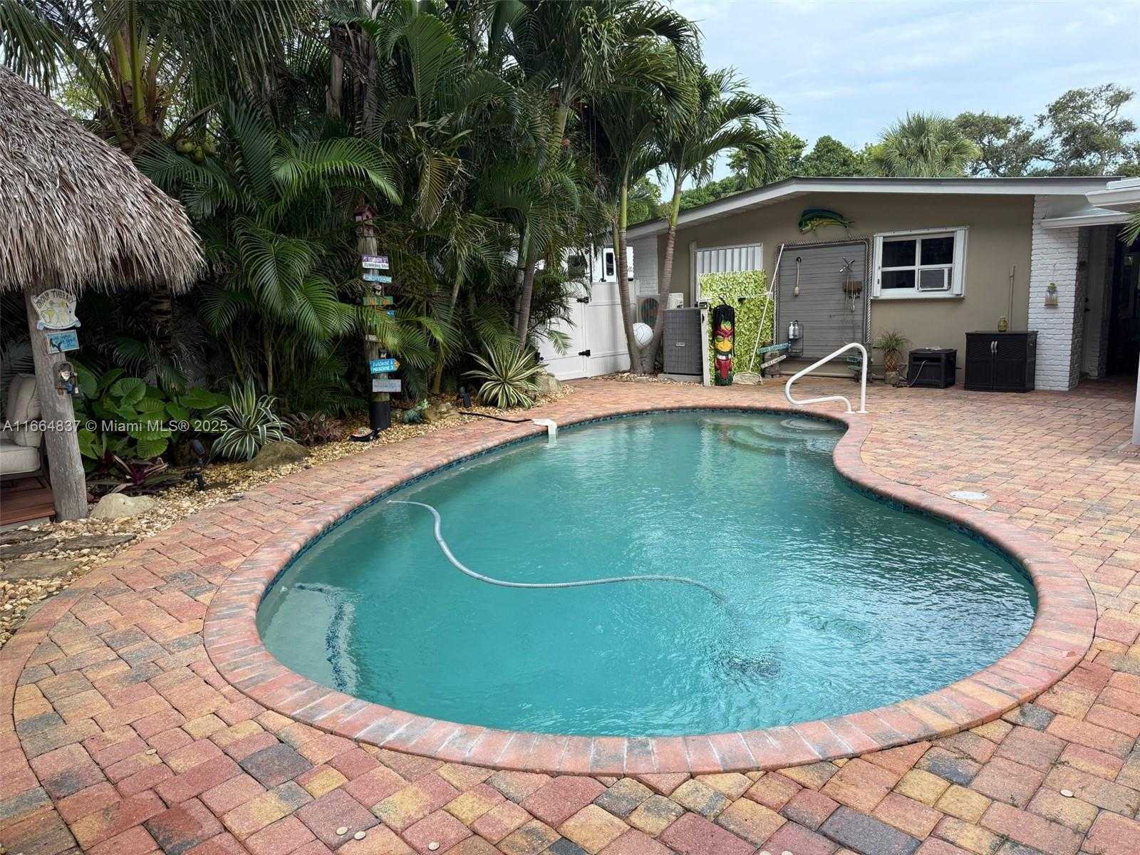 Small Image of 13549 SOUTH INDIAN RIVER DR, Jensen Beach Number 51