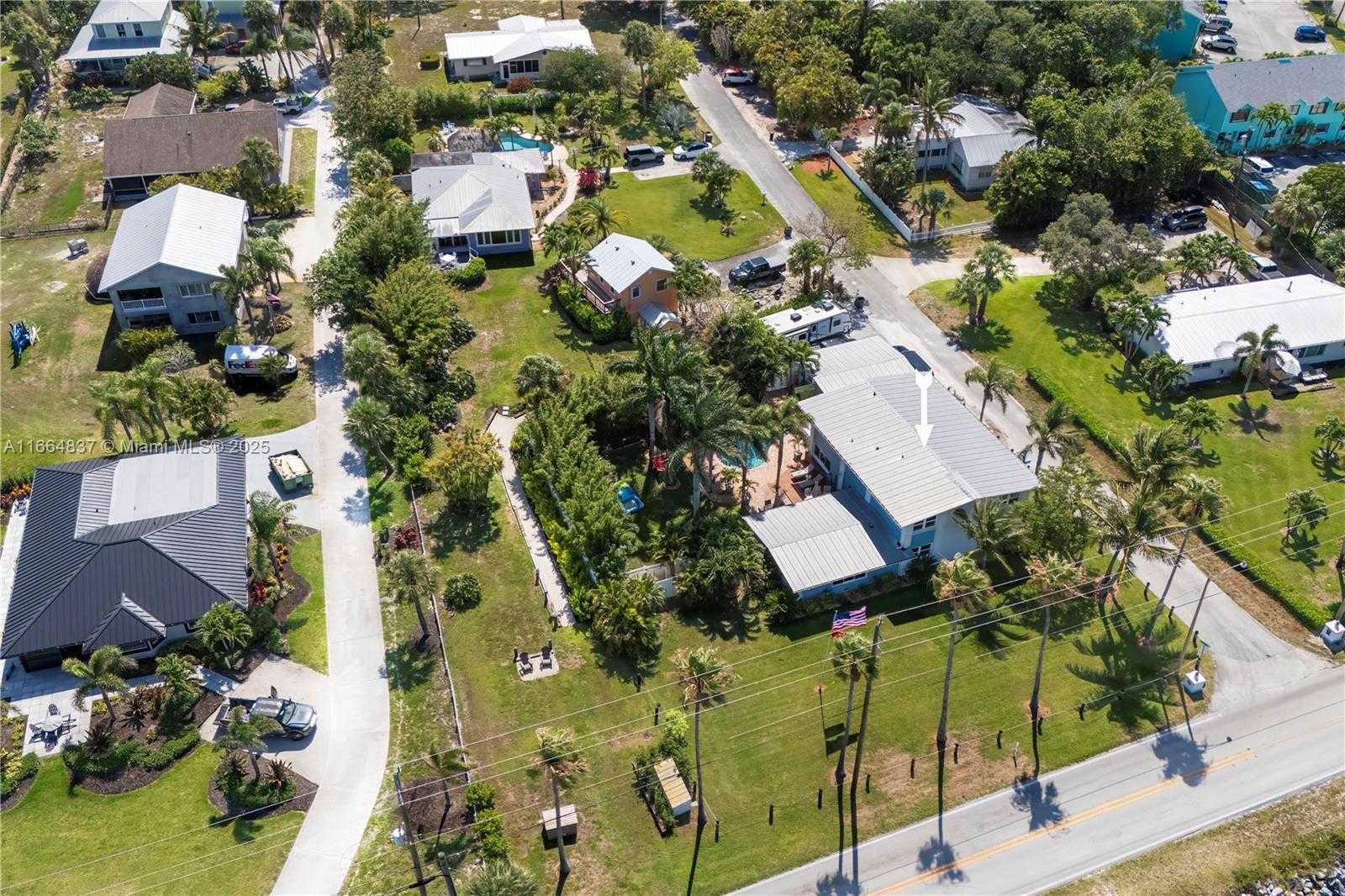 Small Image of 13549 SOUTH INDIAN RIVER DR, Jensen Beach Number 8
