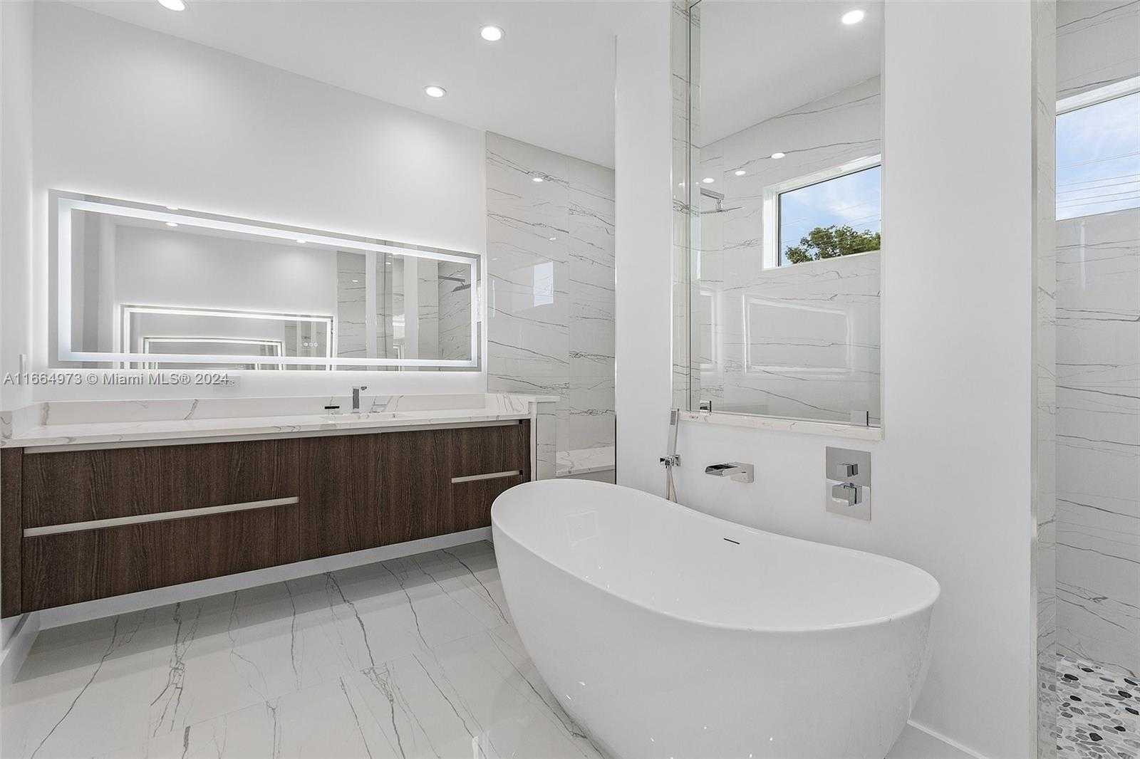 Small Image of 2207 SOUTH WEST 32TH ST, Cape Coral Number 26