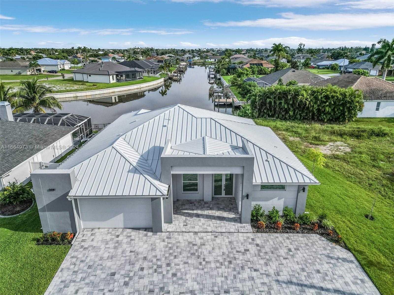 Small Image of 2207 SOUTH WEST 32TH ST, Cape Coral Number 29
