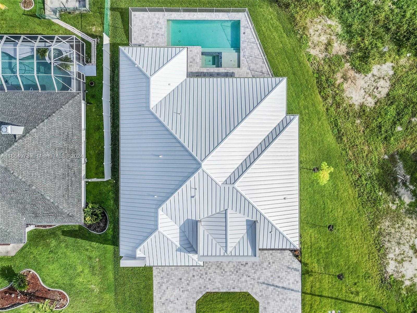 Small Image of 2207 SOUTH WEST 32TH ST, Cape Coral Number 31