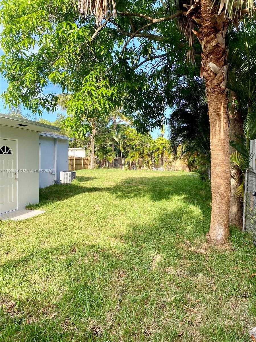 Small Image of 1244 NORTH WEST 1ST AVE, Fort Lauderdale Number 13