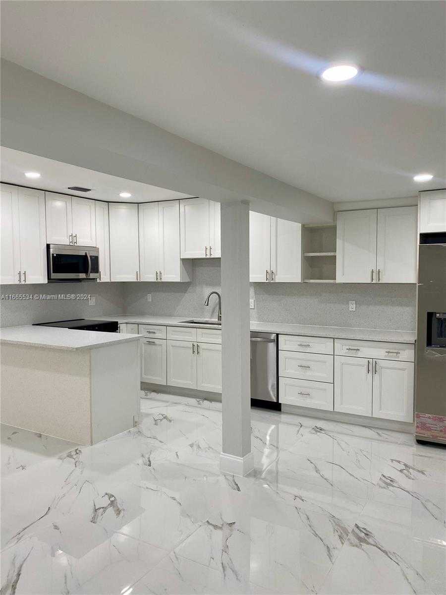 Small Image of 1244 NORTH WEST 1ST AVE, Fort Lauderdale Number 7