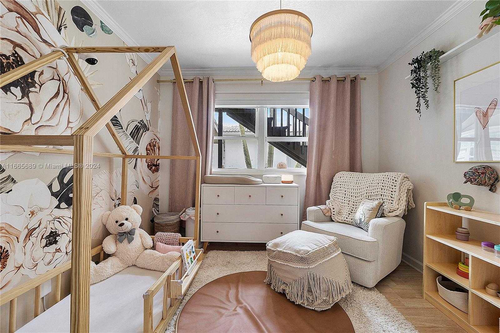 Imagen de Pequeño Objeto