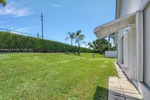 Small Image of 5127 ROBINO CIR, West Palm Beach Number 30