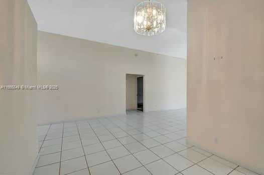 Small Image of 5127 ROBINO CIR, West Palm Beach Number 4