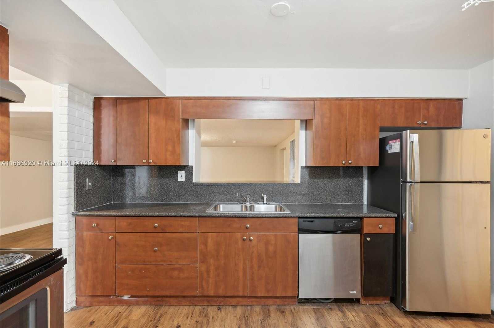 Small Image of 5801 ROYAL PALM BLVD, Margate Number 5