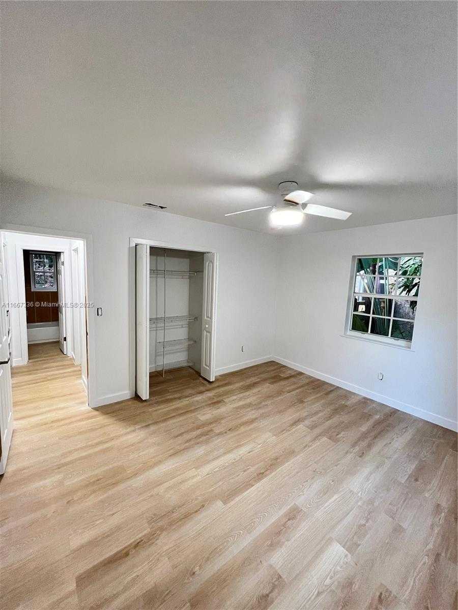 Small Image of 4725 NORTH EAST MIAMI CT, Miami Number 5