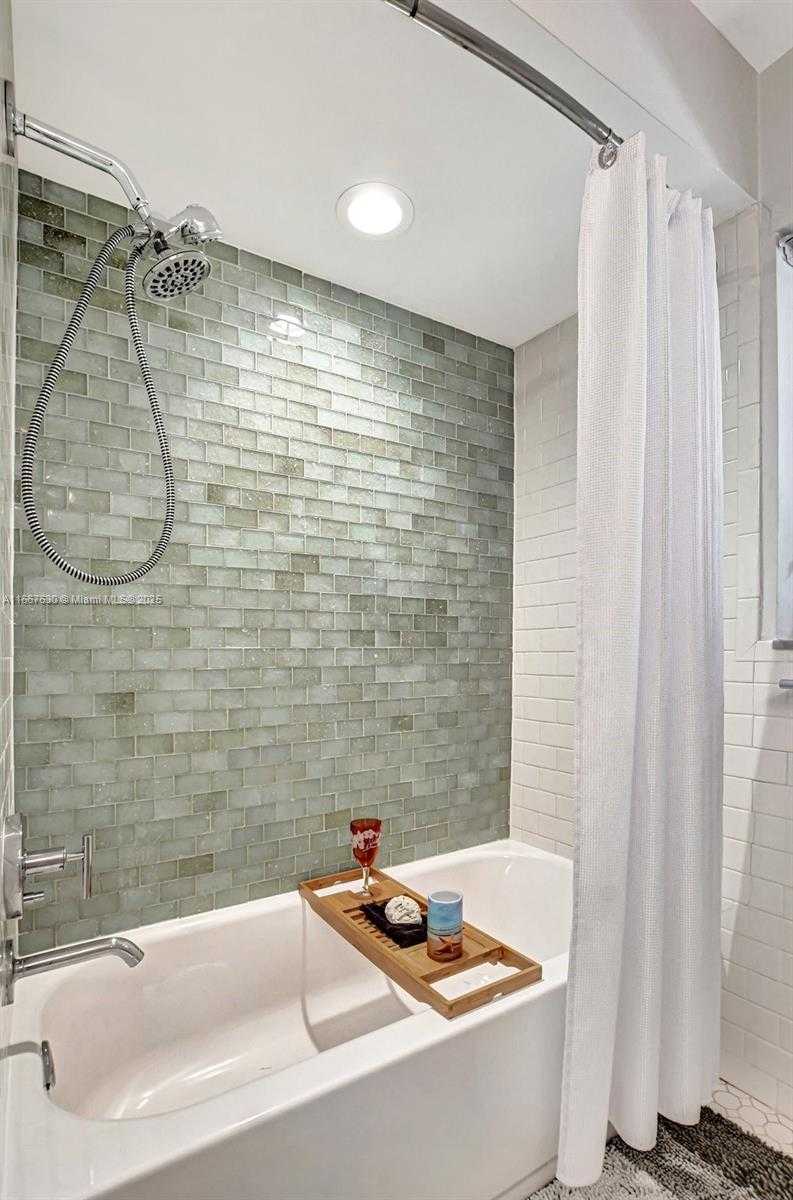 Small Image of 798 NORTH WEST 15TH AVE, Boca Raton Number 10