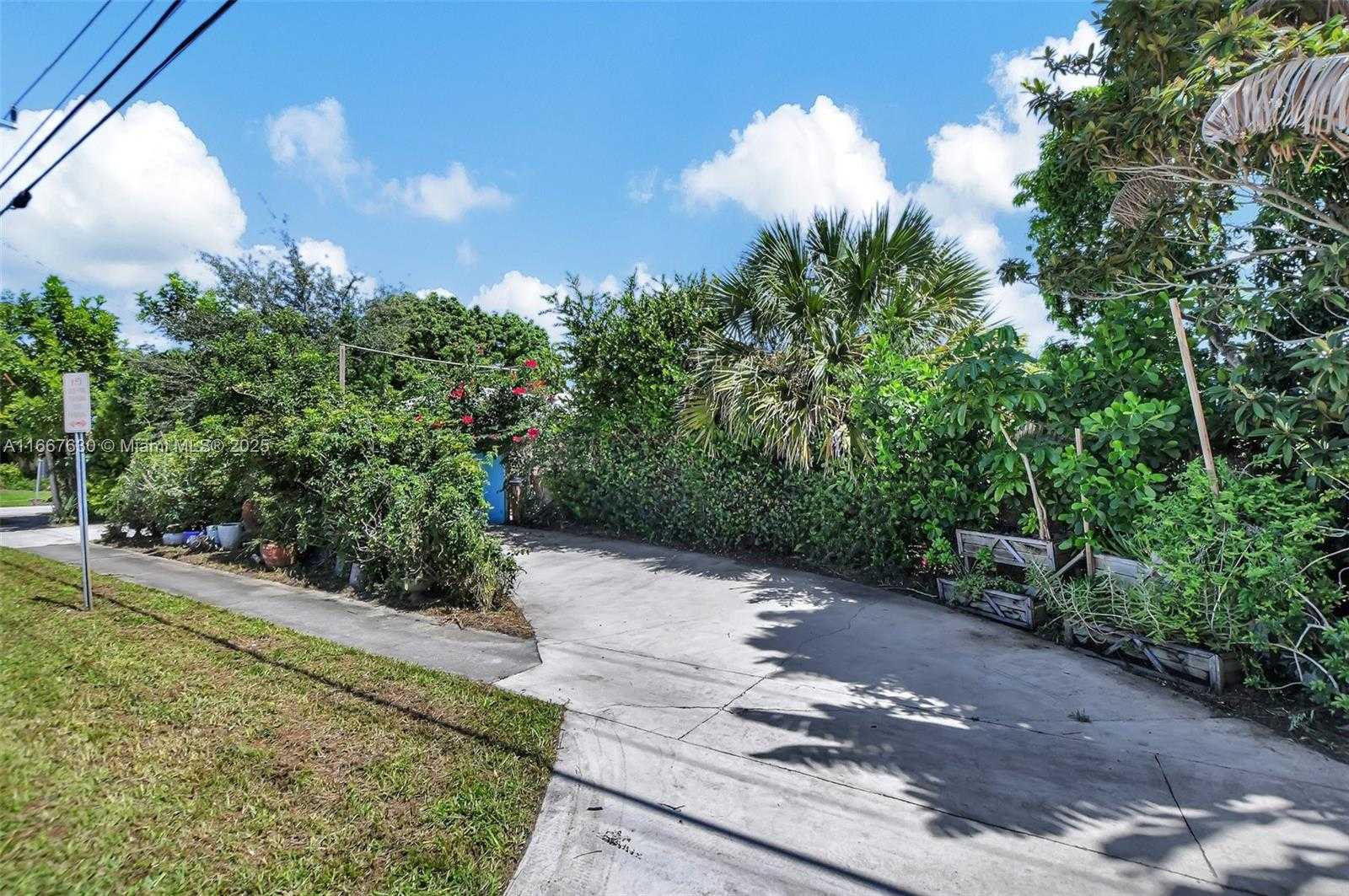 Small Image of 798 NORTH WEST 15TH AVE, Boca Raton Number 36