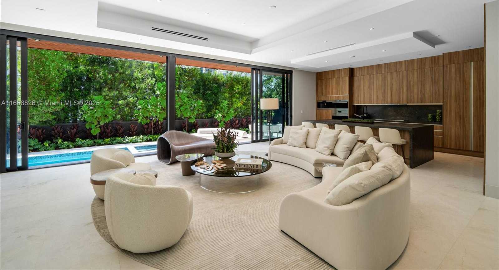 Small Image of 262 189TH TER, Sunny Isles Beach Number 27