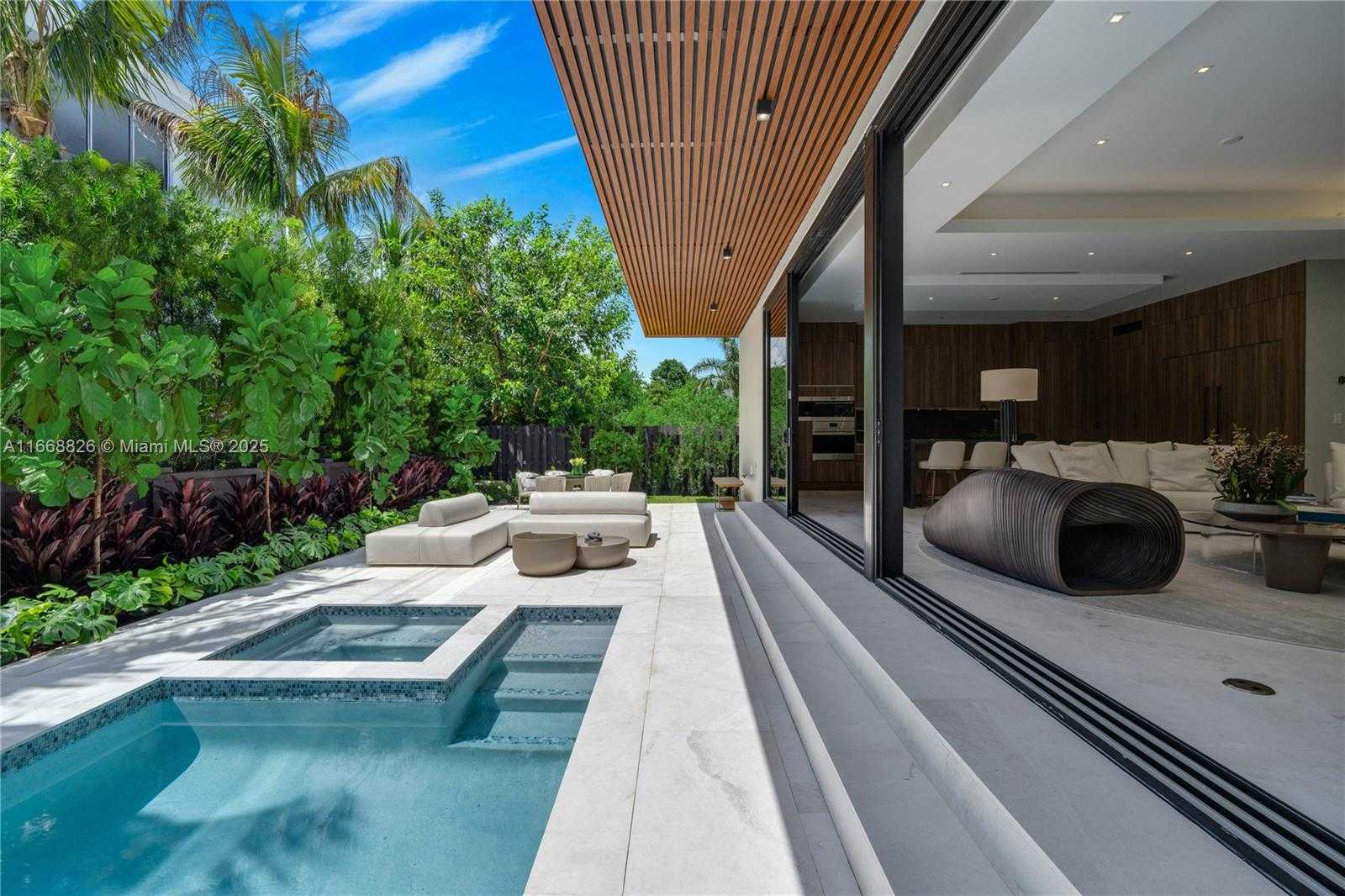 Small Image of 262 189TH TER, Sunny Isles Beach Number 31