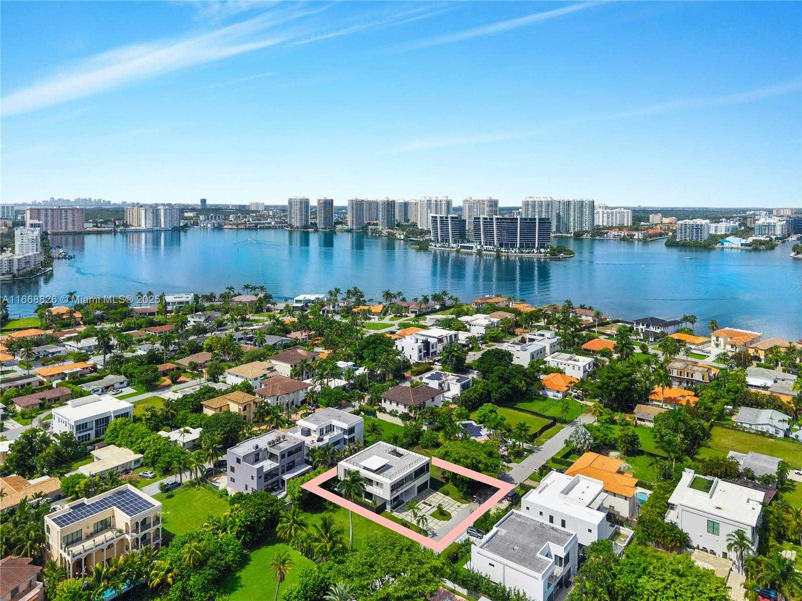 Small Image of 262 189TH TER, Sunny Isles Beach Number 63
