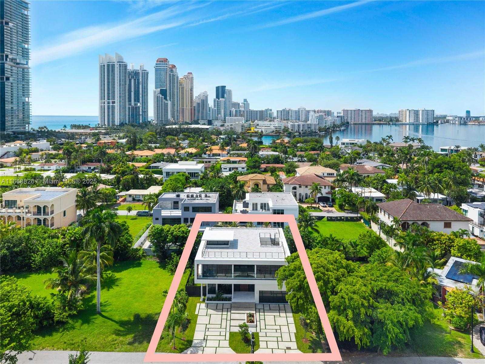 Small Image of 262 189TH TER, Sunny Isles Beach Number 64
