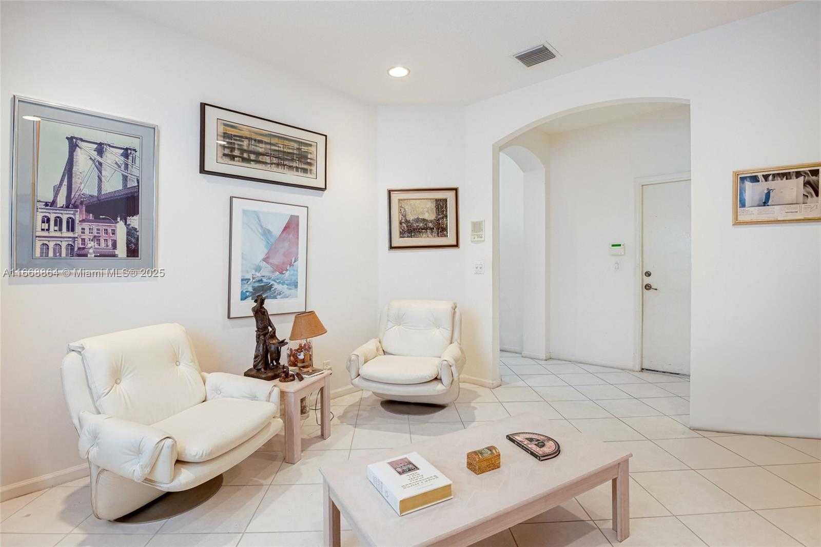 Small Image of 12832 CORAL LAKES DR, Boynton Beach Number 10