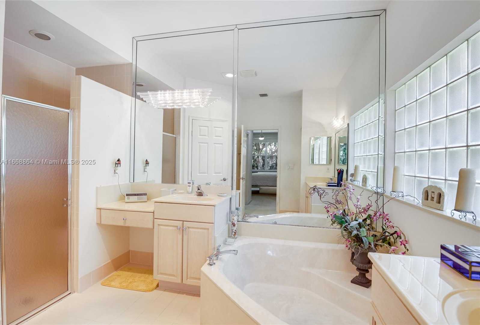 Small Image of 12832 CORAL LAKES DR, Boynton Beach Number 27