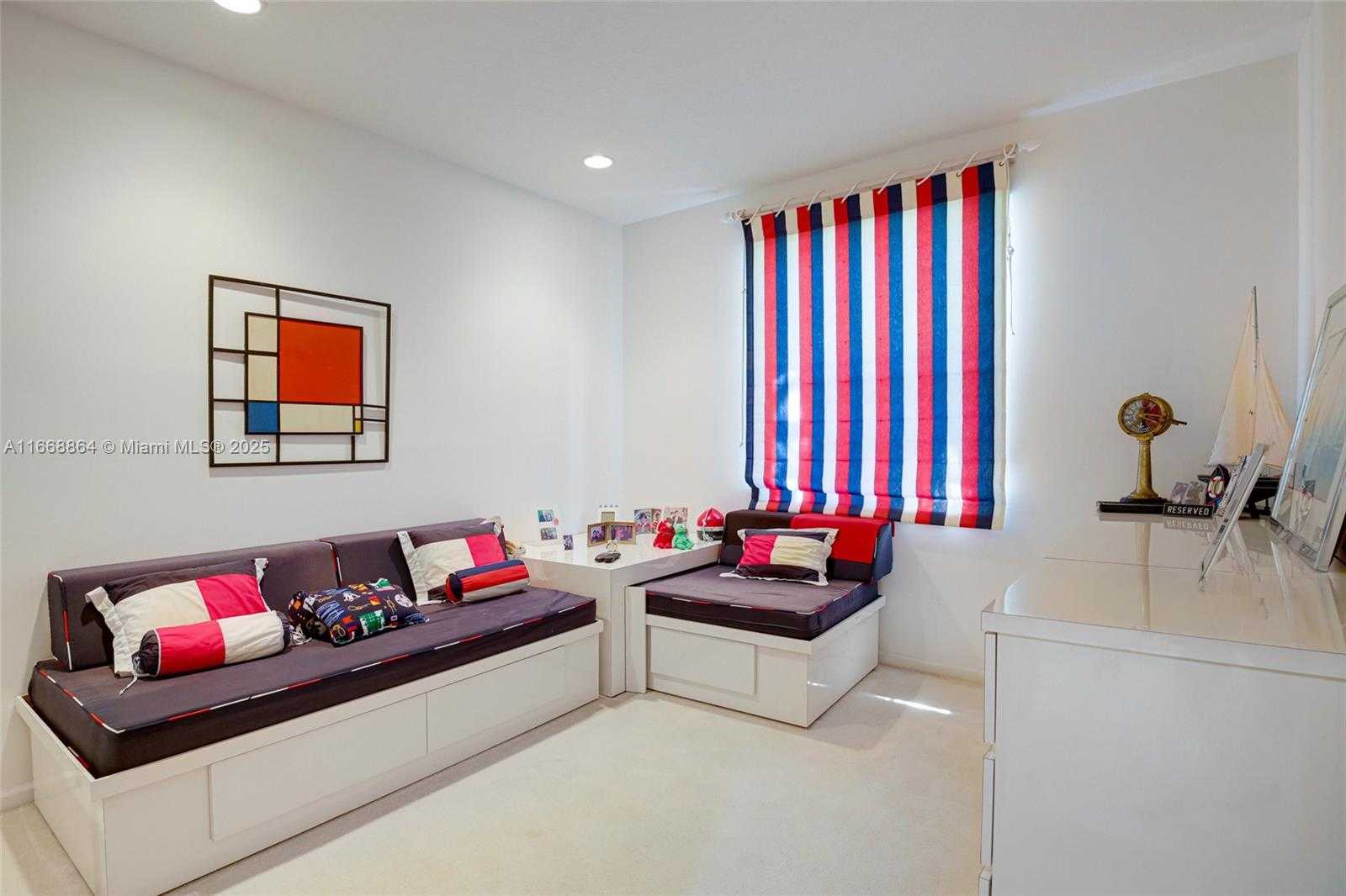 Small Image of 12832 CORAL LAKES DR, Boynton Beach Number 29