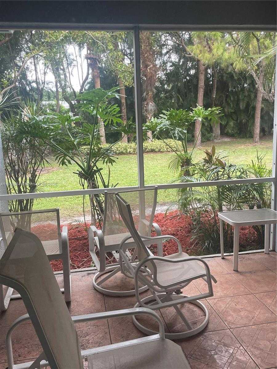 Small Image of 12832 CORAL LAKES DR, Boynton Beach Number 36
