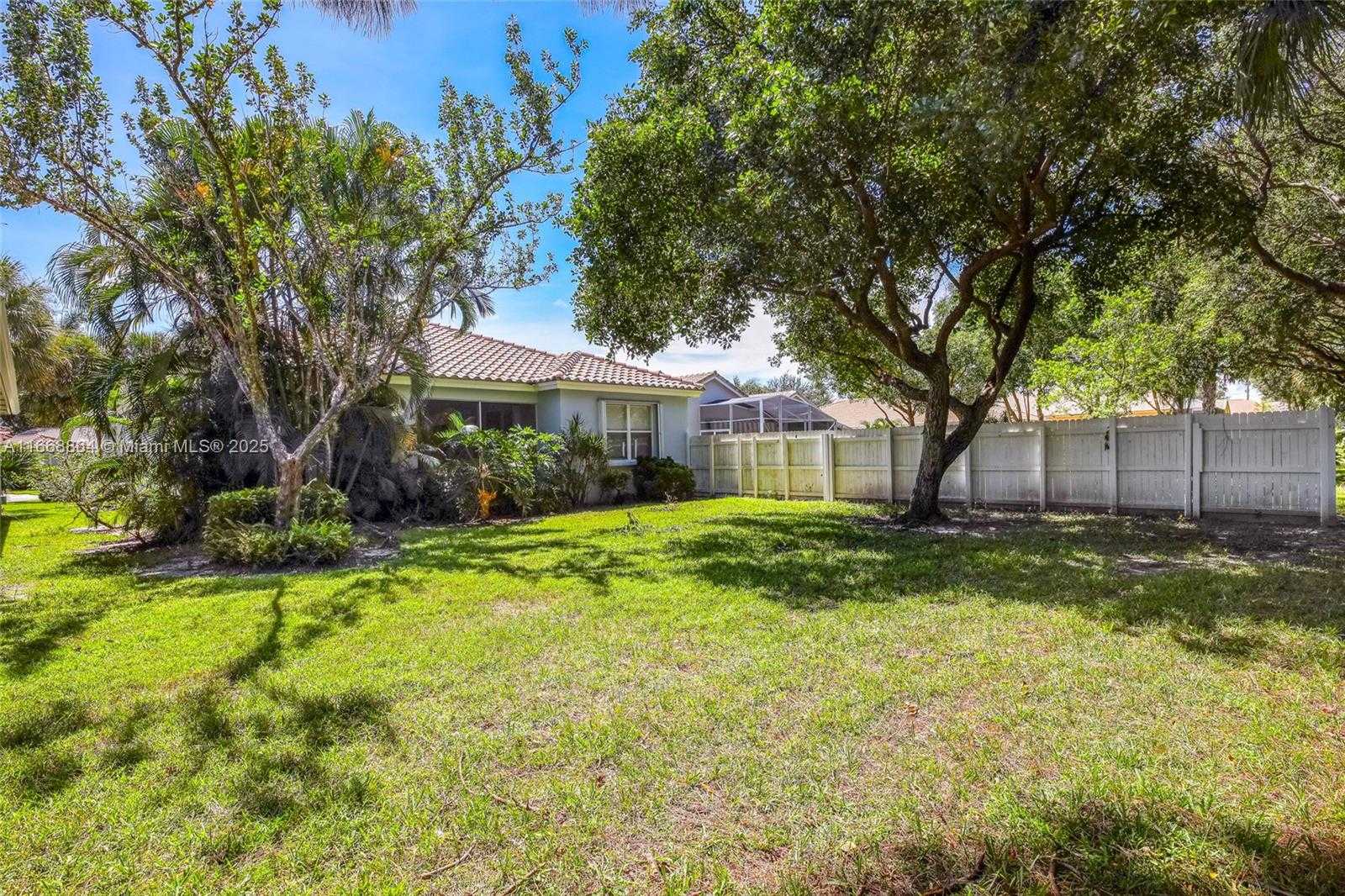 Small Image of 12832 CORAL LAKES DR, Boynton Beach Number 39