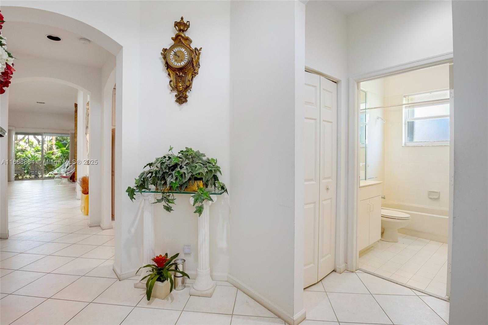 Small Image of 12832 CORAL LAKES DR, Boynton Beach Number 5