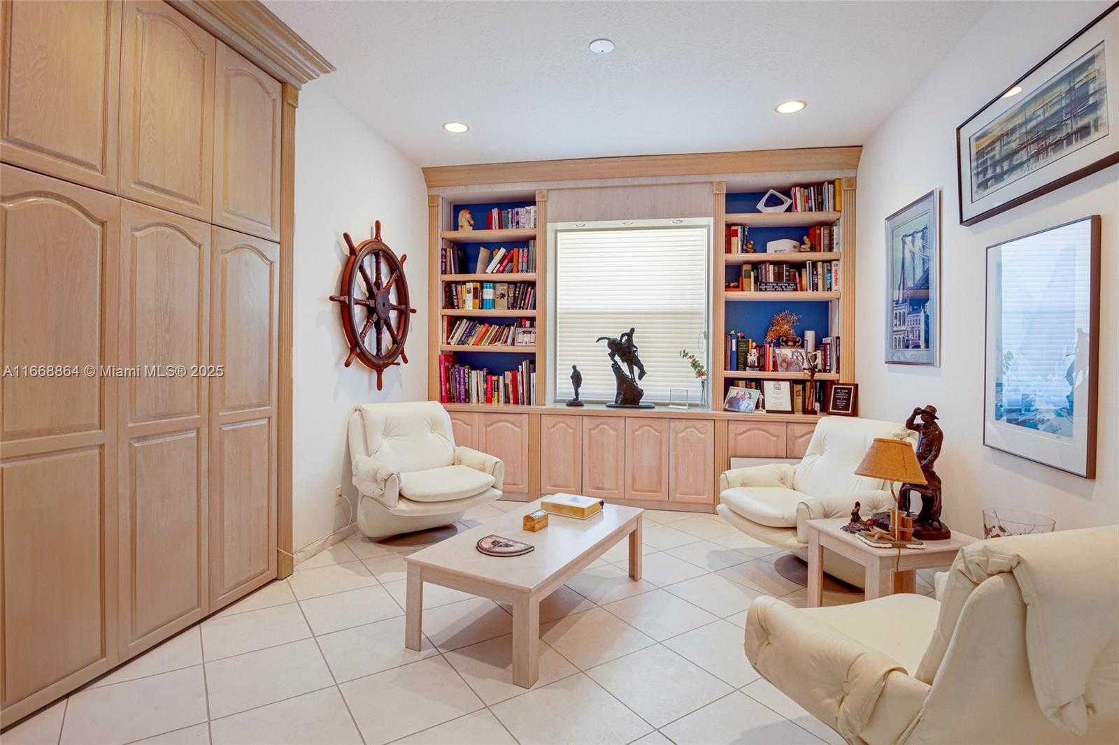 Small Image of 12832 CORAL LAKES DR, Boynton Beach Number 9