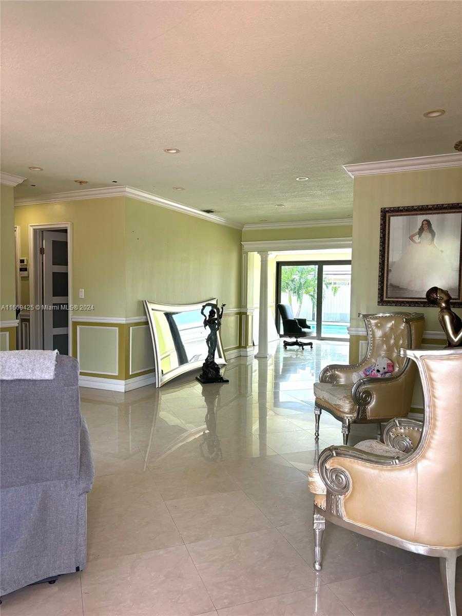Small Image of 1214 WEST 80TH ST, Hialeah Number 18