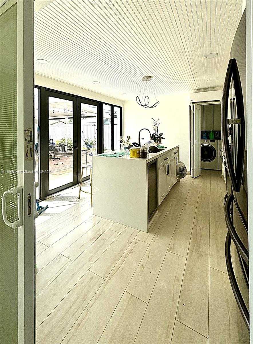 Small Image of 1214 WEST 80TH ST, Hialeah Number 26