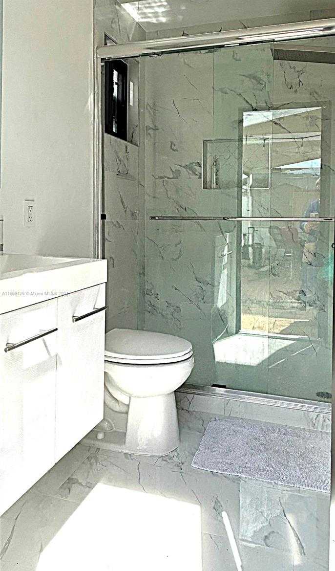 Small Image of 1214 WEST 80TH ST, Hialeah Number 31