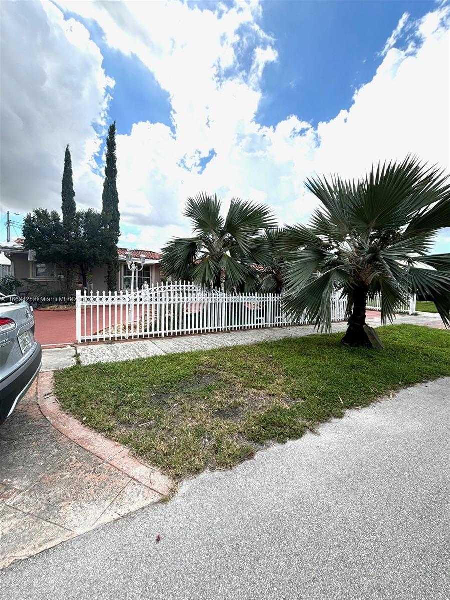 Small Image of 1214 WEST 80TH ST, Hialeah Number 38