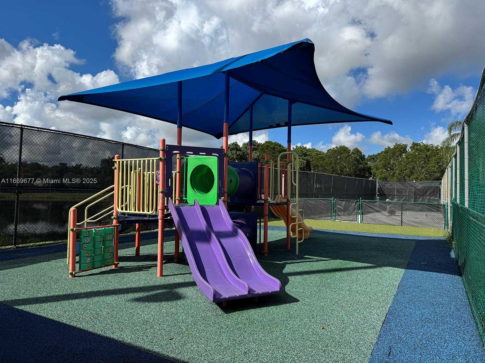 Small Image of 2051 NW 35th Terrace, Coconut Creek, FL 33066, USA Number 23