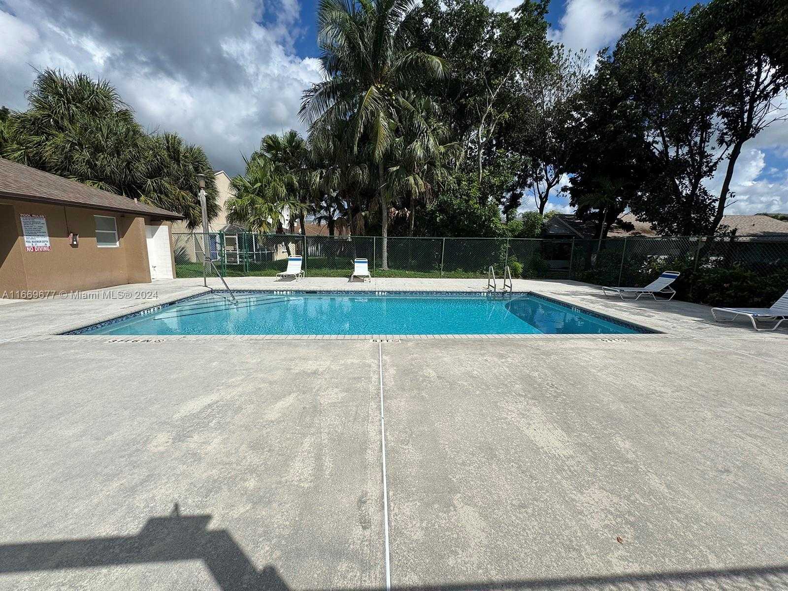Small Image of 2051 NW 35th Terrace, Coconut Creek, FL 33066, USA Number 36
