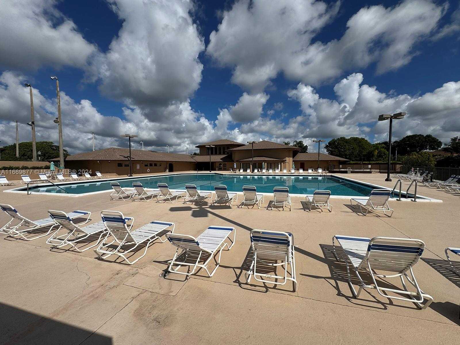 Small Image of 2051 NW 35th Terrace, Coconut Creek, FL 33066, USA Number 40