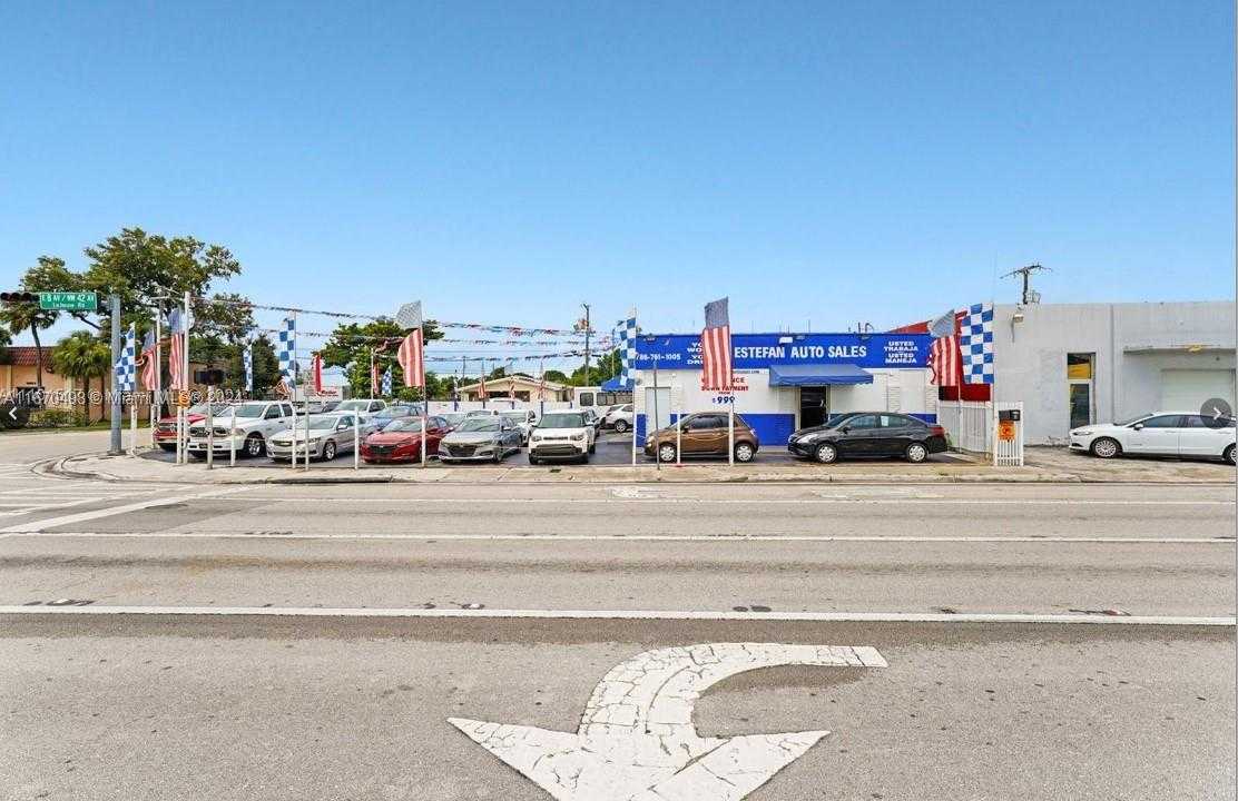 Small Image of 4264 EAST 8 CT, Hialeah Number 9