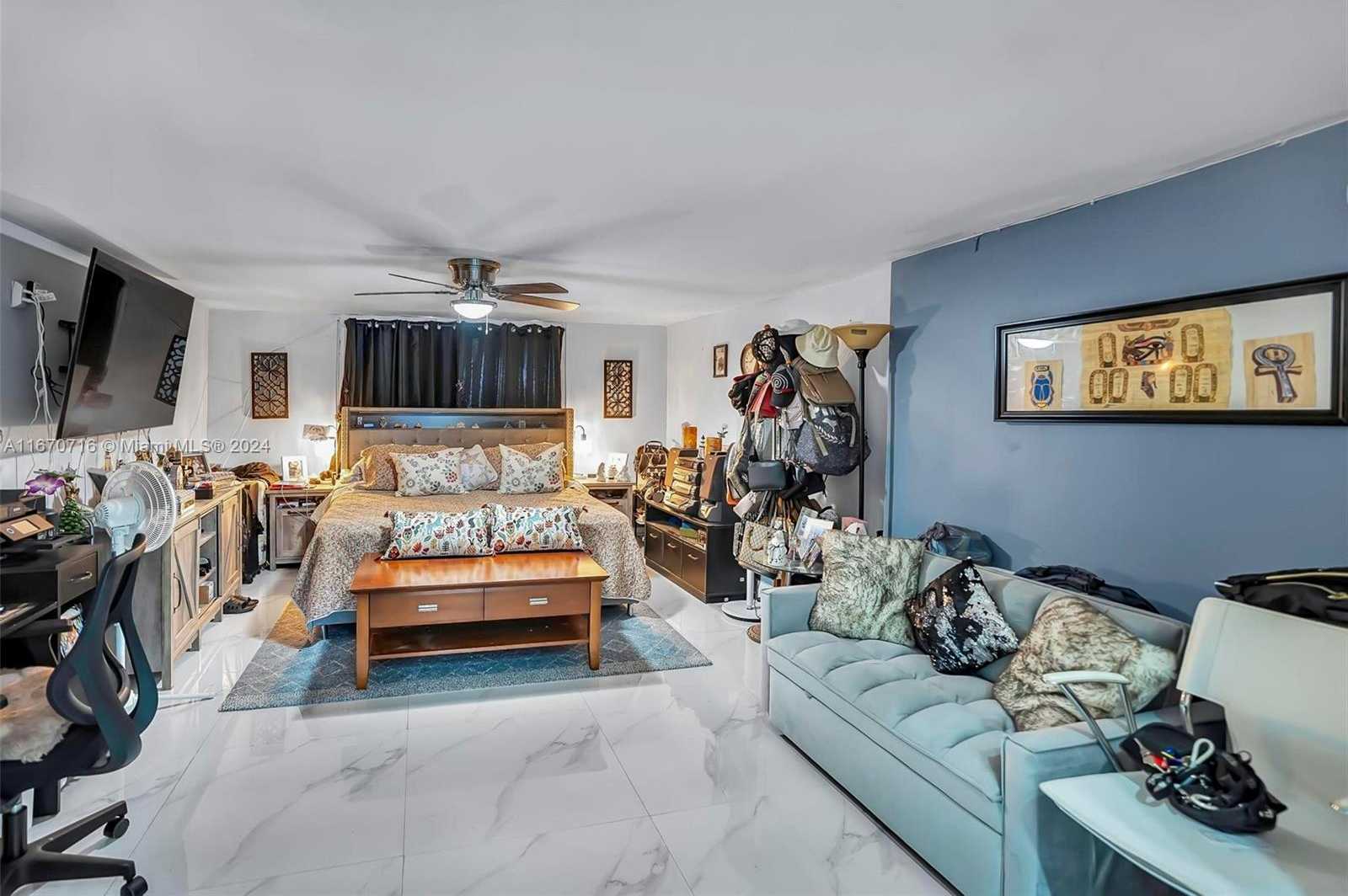 Small Image of 1369 BIARRITZ DR, Miami Beach Number 10