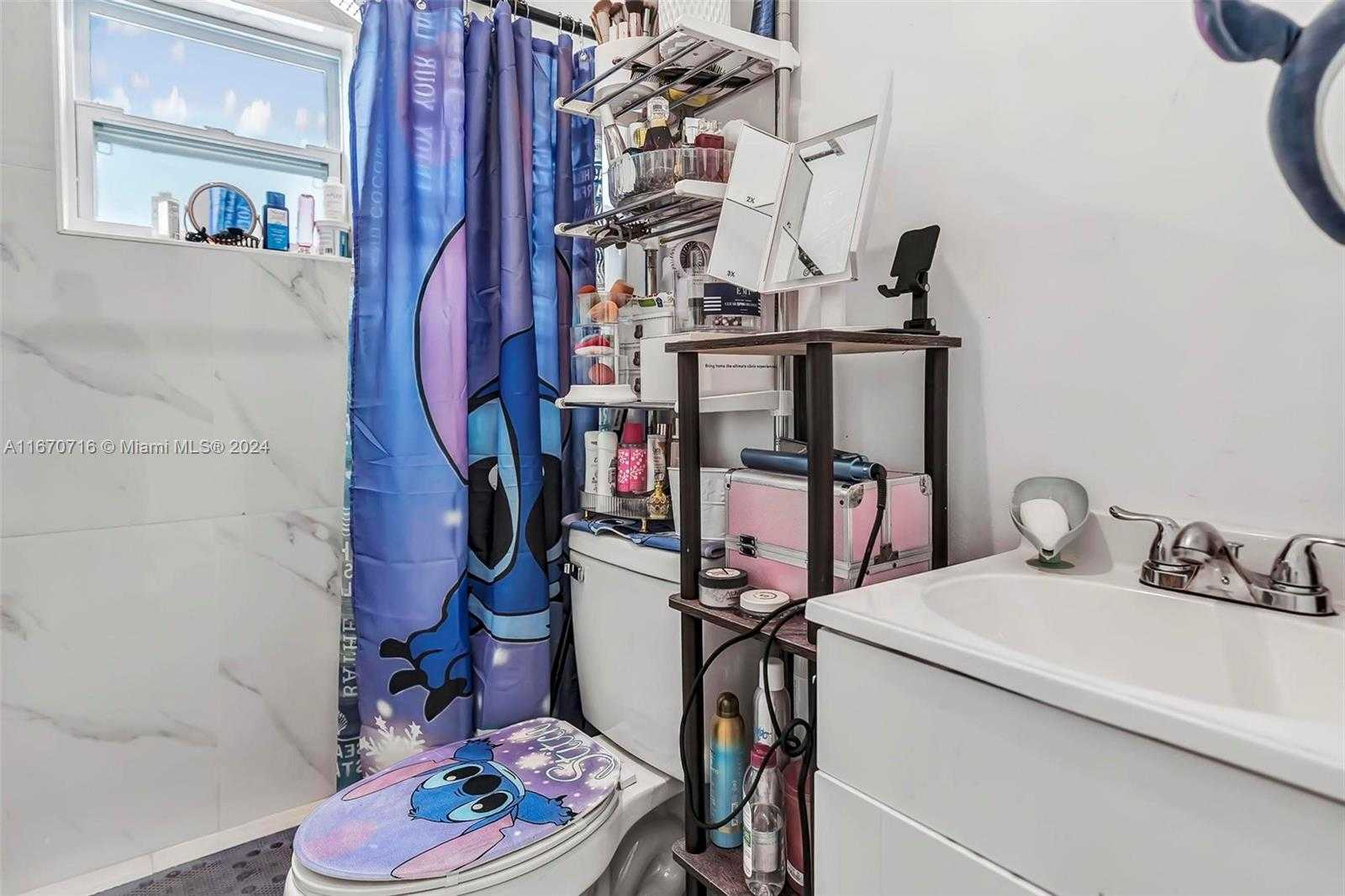 Small Image of 1369 BIARRITZ DR, Miami Beach Number 31