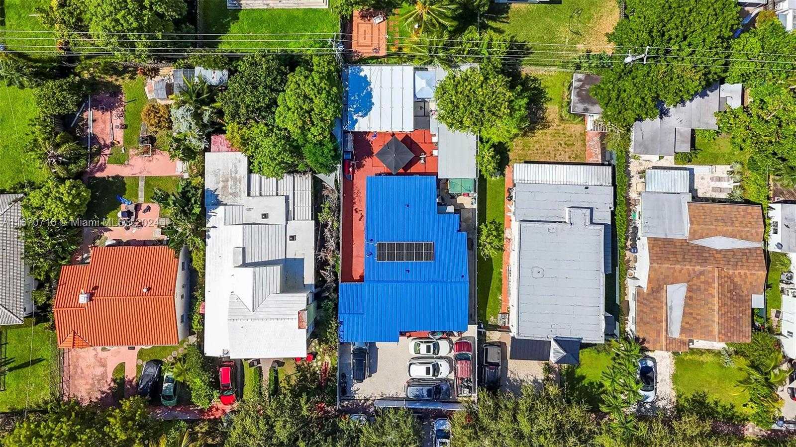 Small Image of 1369 BIARRITZ DR, Miami Beach Number 49