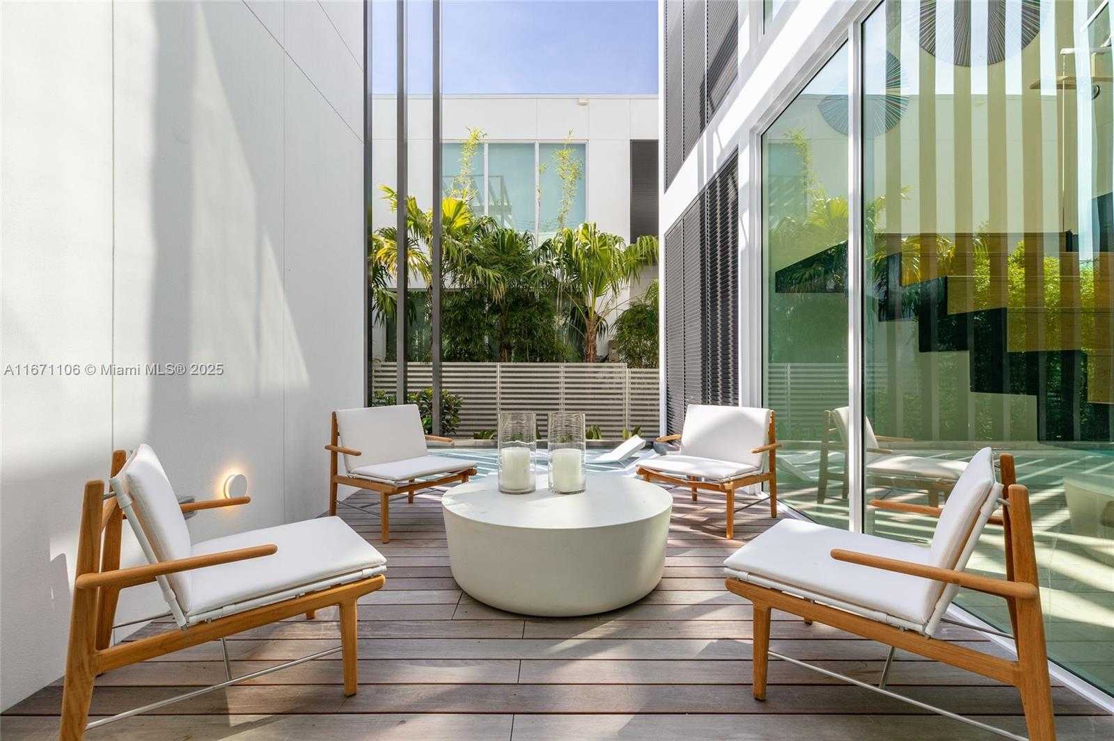 Small Image of 1081 WEST 48TH ST, Miami Beach Number 13