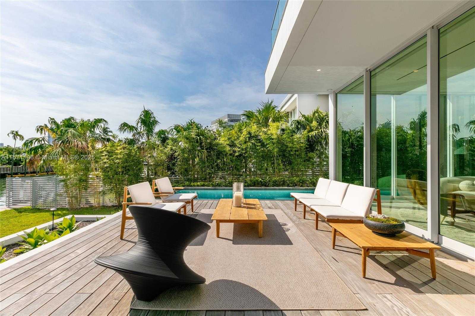 Small Image of 1081 WEST 48TH ST, Miami Beach Number 44