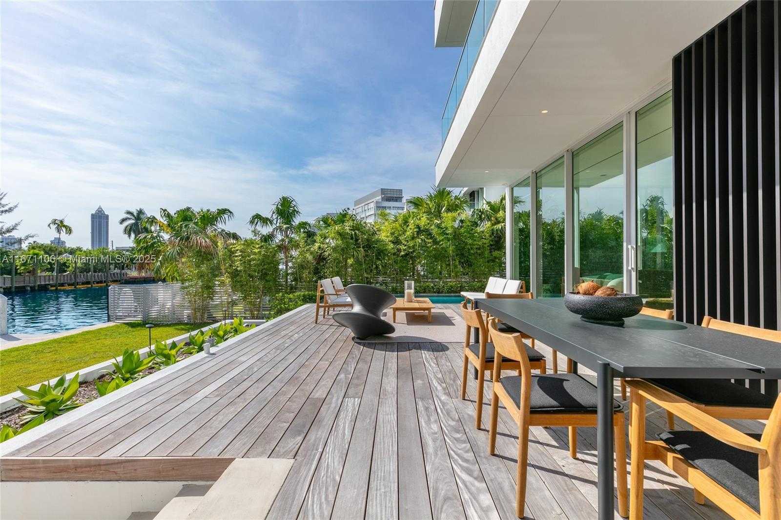 Small Image of 1081 WEST 48TH ST, Miami Beach Number 45