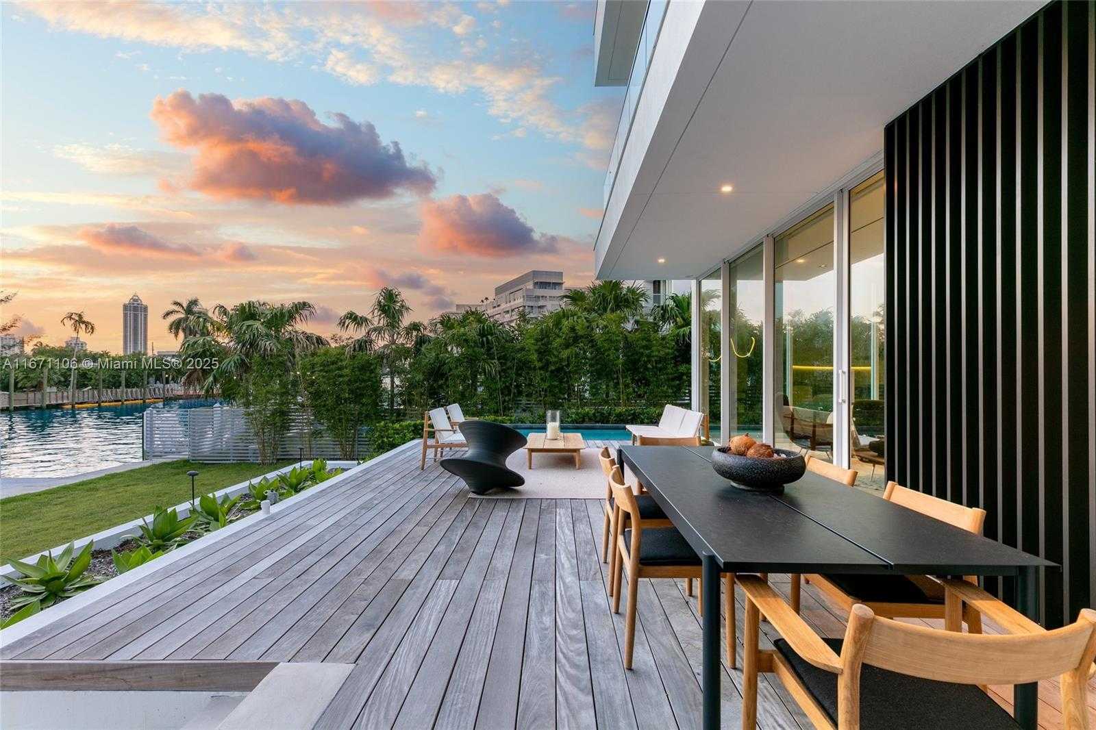Small Image of 1081 WEST 48TH ST, Miami Beach Number 46