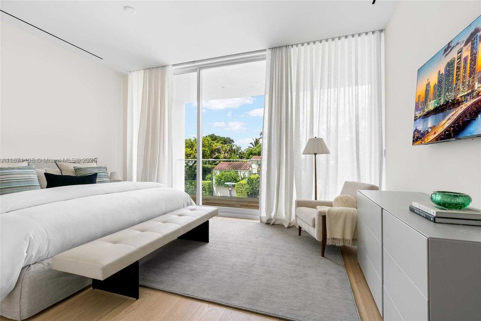 Small Image of 1081 WEST 48TH ST, Miami Beach Number 76