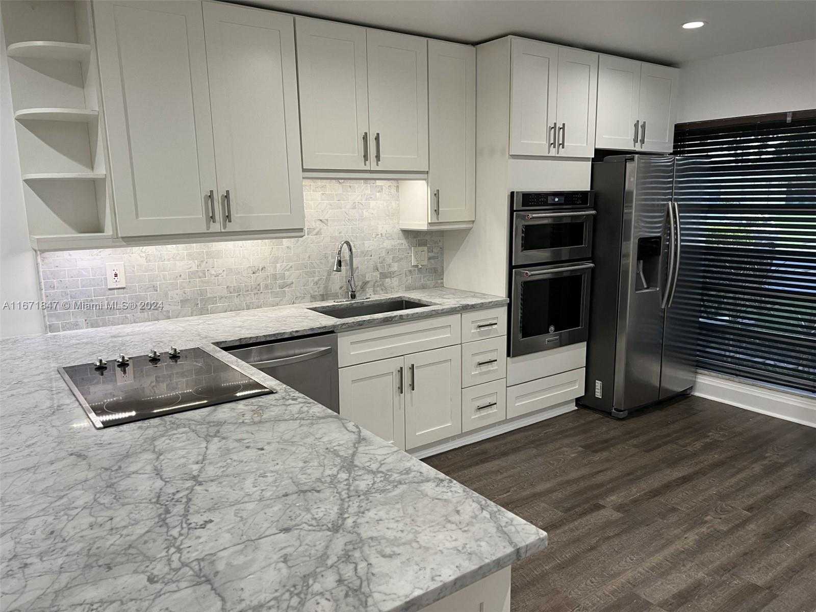 Small Image of 20927 SEDGEWICK DR, Boca Raton Number 2