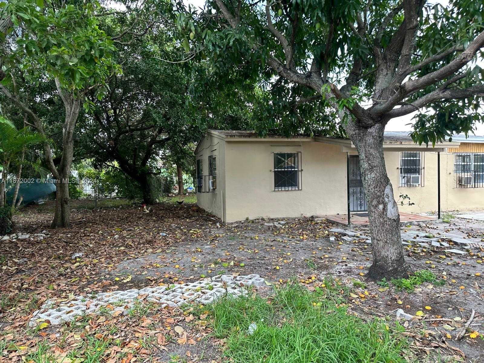 Small Image of 18020 NORTH WEST 2ND PL, Miami Gardens Number 11