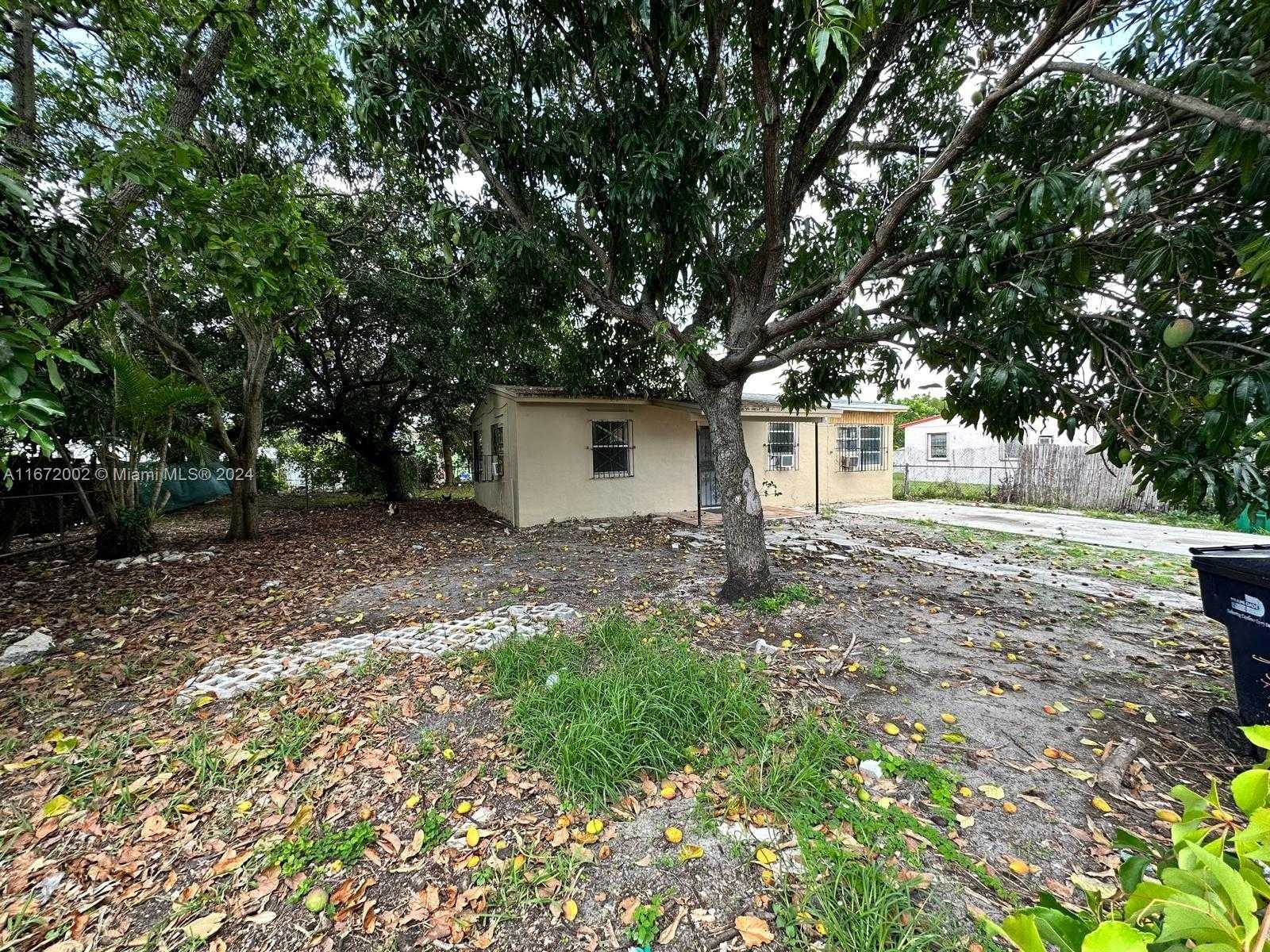 Small Image of 18020 NORTH WEST 2ND PL, Miami Gardens Number 12